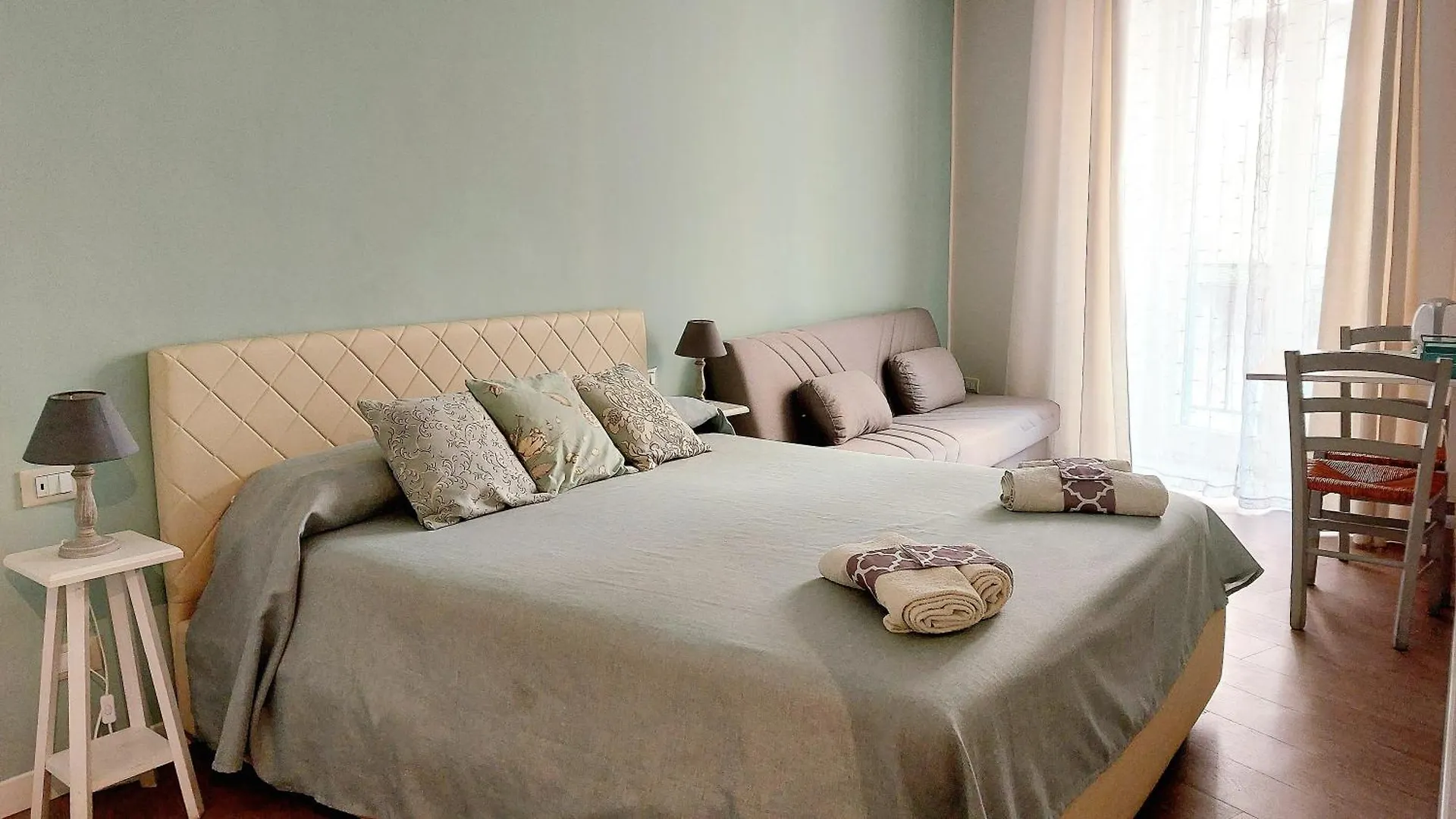 Persiane Al Cassaro Bed and Breakfast Palermo Italien